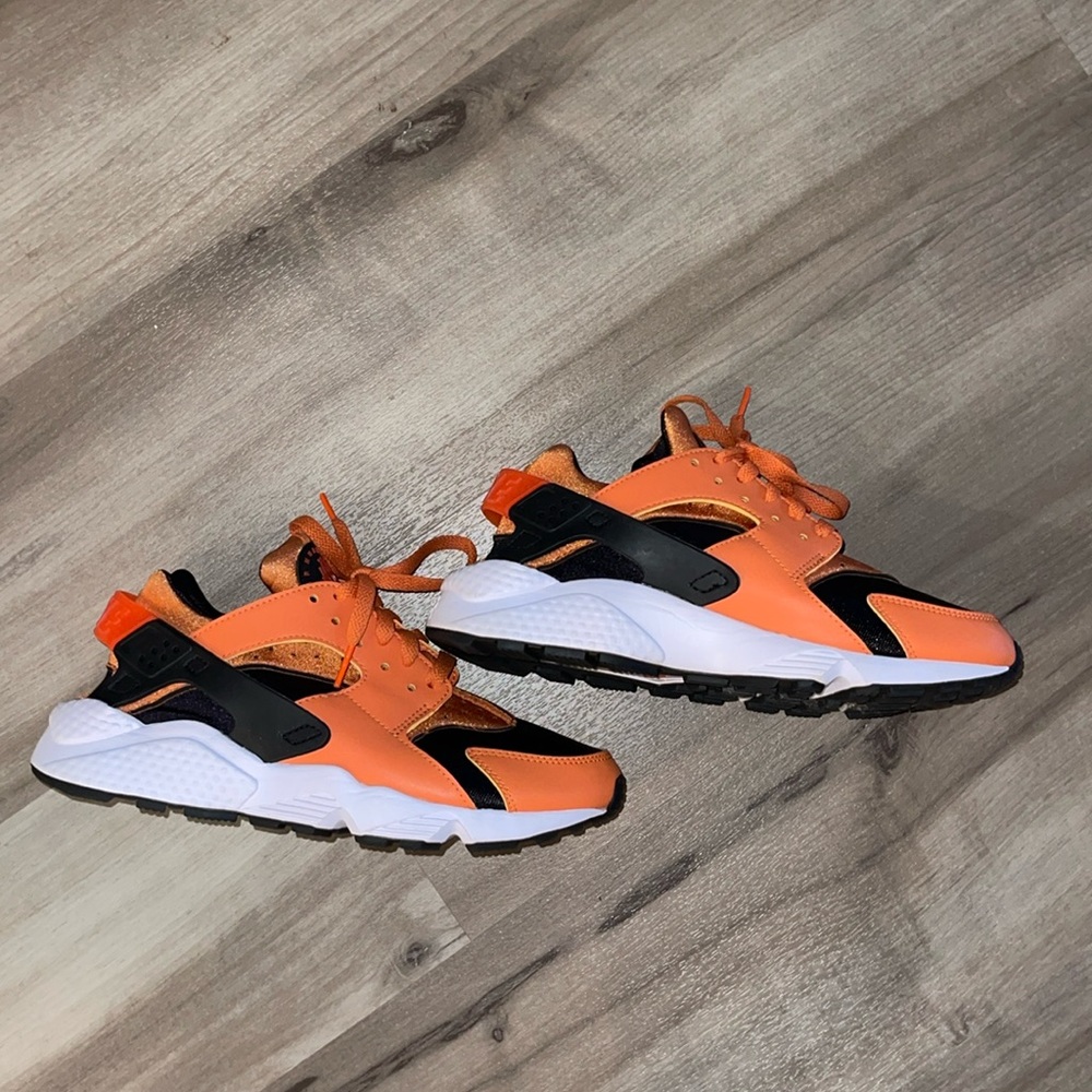 Nike Huarache hot curry women size 7